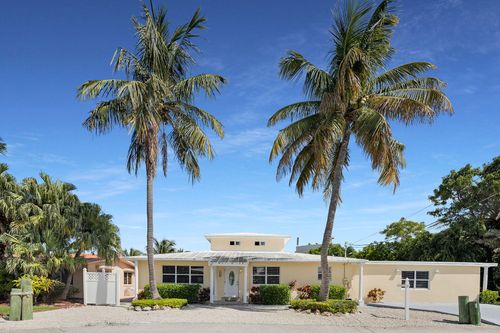 1220 122nd Street Ocean, Marathon, FL, 33050-3544 | Card Image