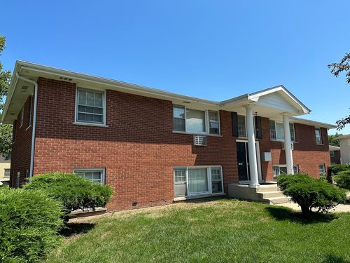 1585 W Station St, Kankakee, IL, 60901-3285 | Card Image