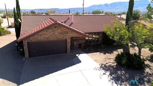 809 Sierra Vista Dr, Truth Or Consequences, NM, 87901-1547 | Card Image