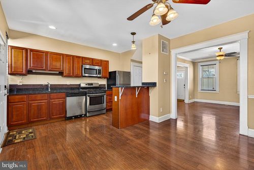 3964 Dolfield Ave, BALTIMORE, MD, 21215-5600 | Card Image