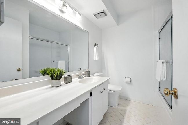 2151 Cabots Point Ln, Townhouse with 4 bedrooms, 3 bathrooms and null parking in RESTON VA | Image 36
