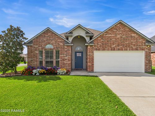 301 Lakefront Dr, Rayne, LA, 70578-2652 | Card Image