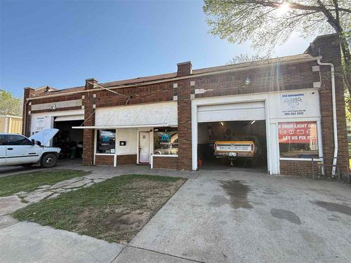 513 S 3rd St, Ponca City, OK, 74601-6246 | Card Image