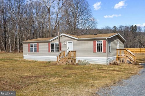 38 Maggie Ln, MOUNT SOLON, VA, 22843-2449 | Card Image