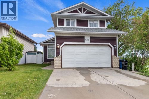 2 Eldorado Road Se, Airdrie, AB, T4B1C3 | Card Image