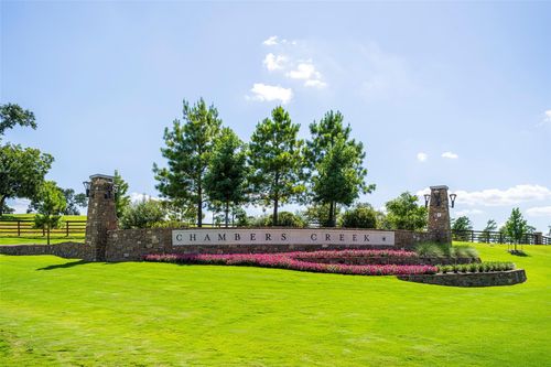 9863 Northfields Falls Cir, Willis, TX, 77318 | Card Image