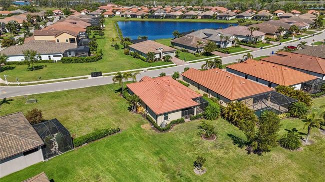 10008 Carnoustie Pl, House other with 3 bedrooms, 2 bathrooms and null parking in BRADENTON FL | Image 37