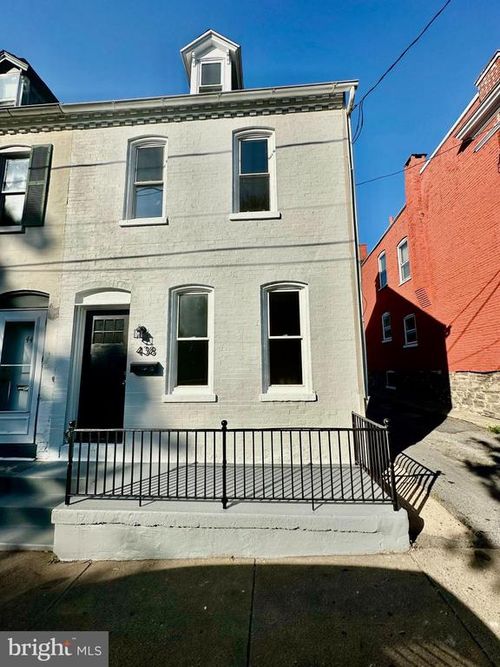 438 S Shippen St, LANCASTER, PA, 17602-3643 | Card Image