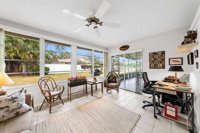7460 W Country Club Dr N, Condo with 2 bedrooms, 2 bathrooms and null parking in Sarasota FL | Image 21