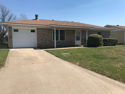 3717 Scranton Ln, Abilene, TX, 79602-7495 | Card Image