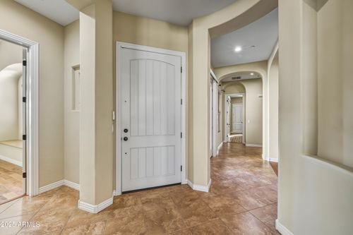 758 E Sunburst Ln, Tempe, AZ, 85284-1635 | Card Image