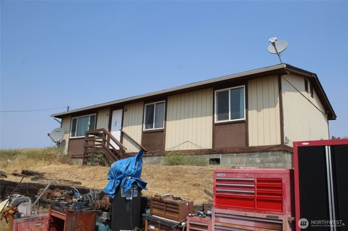 602 W Clarence St, Lind, WA, 99341-3000 | Card Image