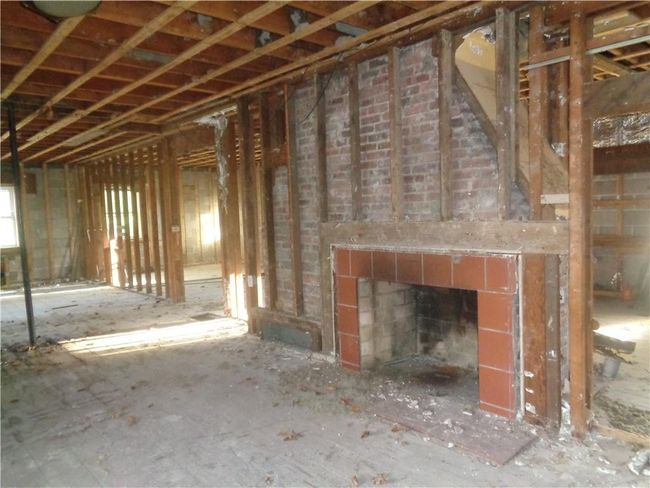 74 Balcom Ave, House other with 3 bedrooms, 3 bathrooms and 3 parking in Warwick RI | Image 12