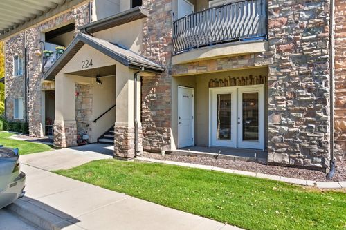 b2-224 S 550 W, Springville, UT, 84663-5679 | Card Image