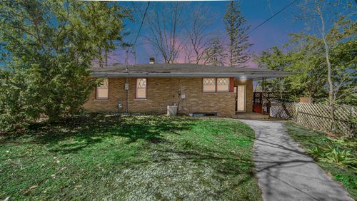 618 S Wisconsin Street, Hobart, IN, 46342 | Card Image