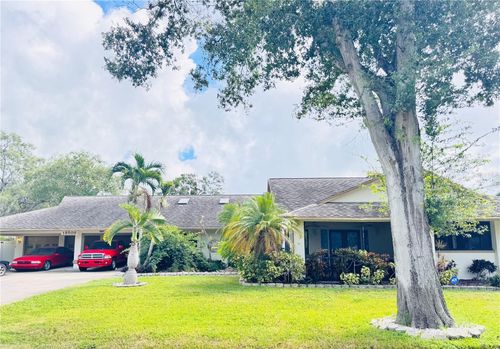 13508 Indian Oaks Trl, Largo, FL, 33774-2451 | Card Image