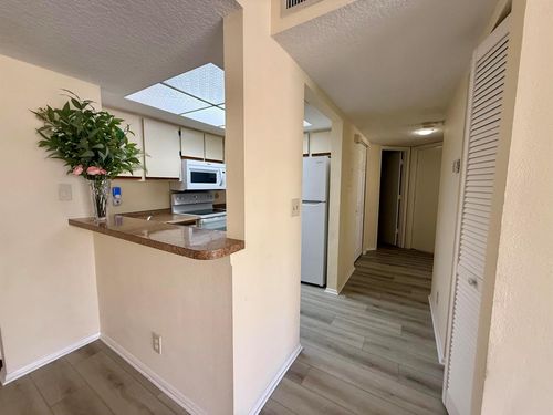 k-1520 Se Royal Green Cir, Port St Lucie, FL, 34952-4664 | Card Image