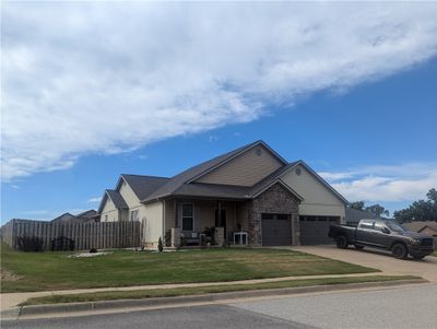 2111 Hunter Drive, House other with 3 bedrooms, 2 bathrooms and null parking in Pea Ridge AR | Image 1