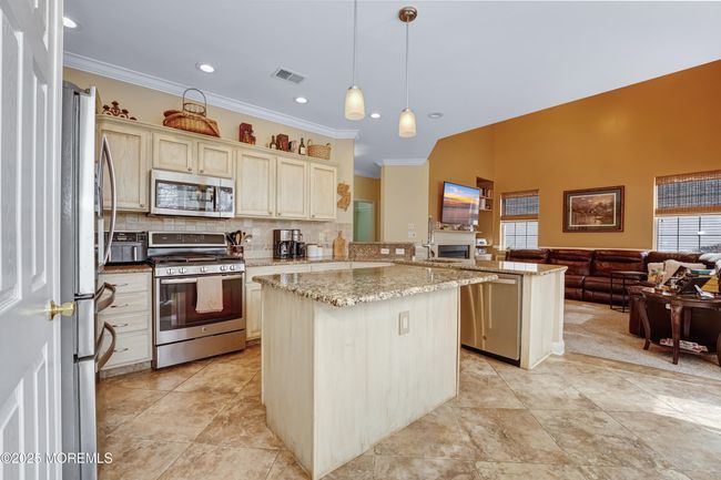 19 Winged Foot Dr, House other with 4 bedrooms, 3 bathrooms and null parking in Manalapan NJ | Image 10