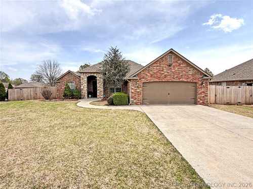 3693 Lexington Ave, Tahlequah, OK, 74464-5096 | Card Image