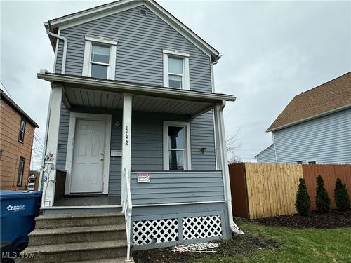 1682 E 33rd St, Lorain, OH, 44055-1714 | Card Image