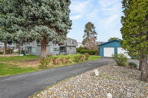 407 N Western Ave, Wenatchee, WA, 98801-1333 | Card Image