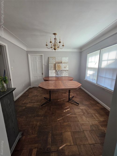 180 Lenox St, Detroit, MI, 48215-3005 | Card Image