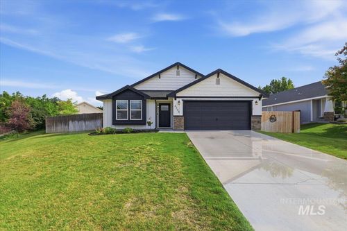 4340 E Elk River St, Nampa, ID, 83686-5765 | Card Image