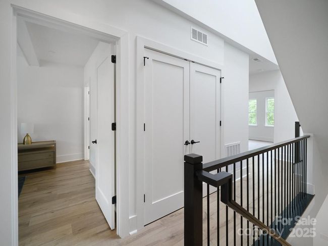 Hallway/Laundry Closet | Image 23