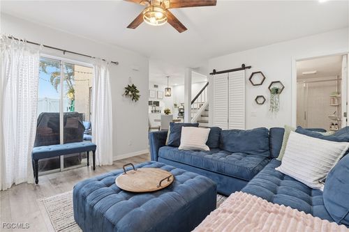 d-1103 Se 8th Ter, Cape Coral, FL, 33990-6222 | Card Image