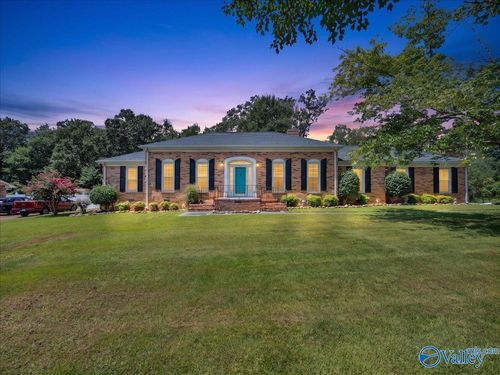3208 Scenic Dr, Scottsboro, AL, 35769-6402 | Card Image