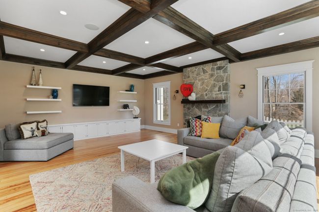 2 Meadows Edge, House other with 4 bedrooms, 5 bathrooms and null parking in Redding CT | Image 16