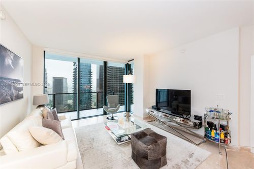 3005-88 Sw 7th St, Miami, FL, 33130-3691 | Card Image