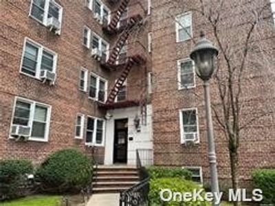 5R - 88-09 35th Avenue, Home with 0 bedrooms, 1 bathrooms and null parking in Jackson Heights NY | Image 1