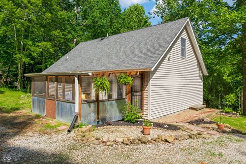2886 S Whitehorse Rd, Nashville, IN, 47448-9371 | Card Image