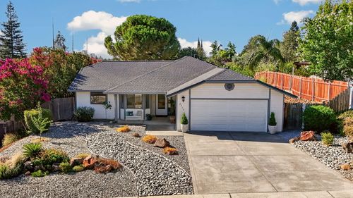 2715 Howard Drive, Redding, CA, 96001 | Card Image