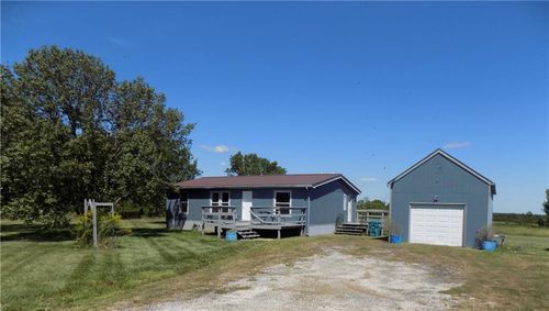 40182 W 379th St, Lane, KS, 66042-4168 | Card Image
