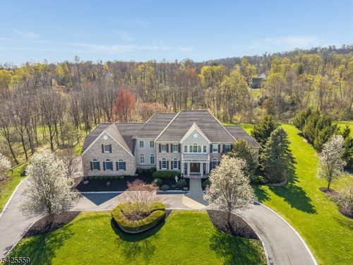 4 Wisteria Ct, FLEMINGTON, NJ, 08822-2655 | Card Image