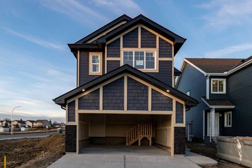 506 Ranch Gdns, Strathmore, AB, T1P | Card Image