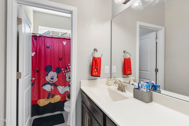 Secondary Bathroom | Image 35