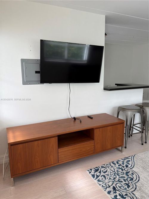 2f-1545 Euclid Ave, Miami Beach, FL, 33139-3561 | Card Image