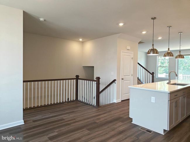 9409 Barnes Loop, Townhouse with 3 bedrooms, 4 bathrooms and null parking in MANASSAS VA | Image 9