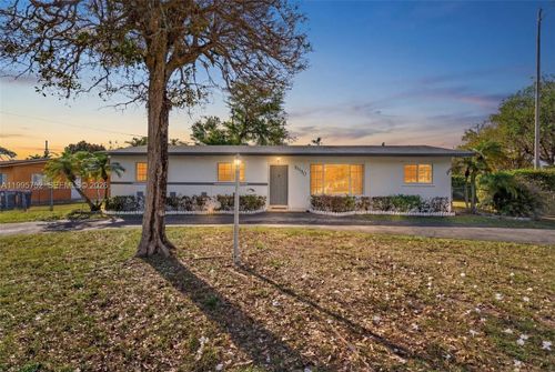 11190 Sw 57th St, Miami, FL, 33173-1104 | Card Image