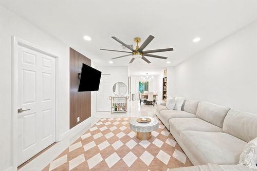 8026 Sw 20th Ct, Davie, FL, 33324-5411 | Card Image