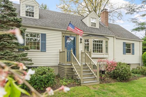 122 Southfield Road, Concord, MA, 01742 | Card Image