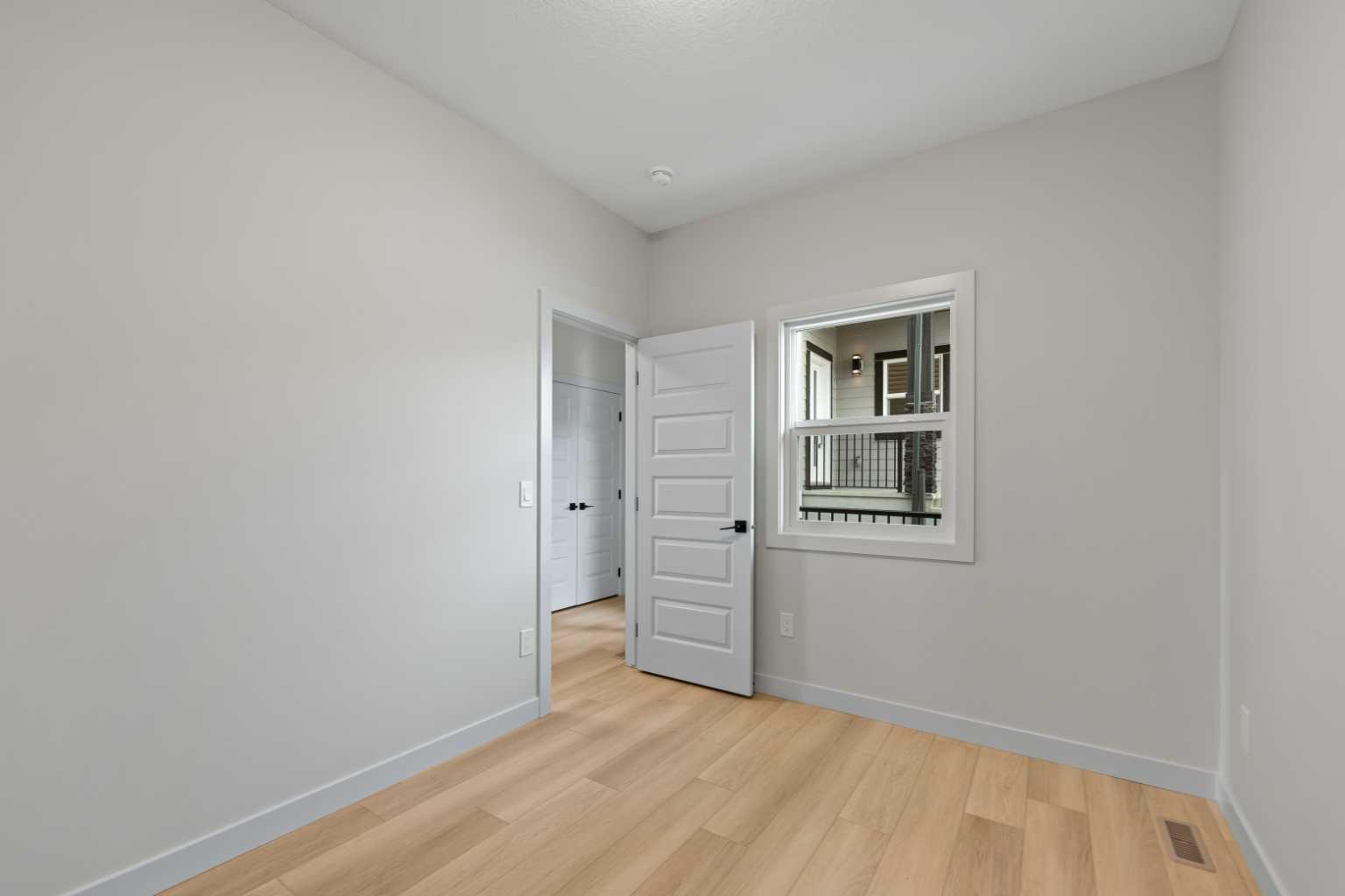 Residential in Chestermere 5