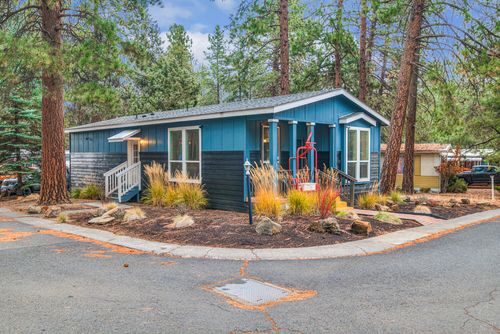 unit-18-61040 S Queens Dr, Bend, OR, 97702-9065 | Card Image