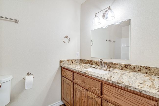 202 - 200 Honey Bee Dr, Home with 3 bedrooms, 2 bathrooms and null parking in Joshua TX | Image 14