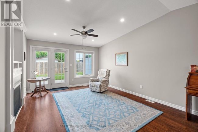 40 Devon Dr, Townhouse with 2 bedrooms, 2 bathrooms and 2 parking in Exeter ON | Image 20