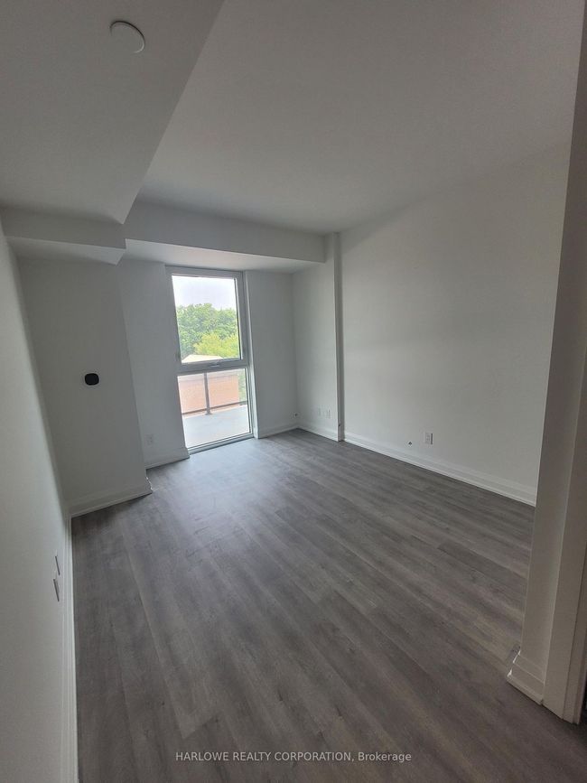 413 - 2369 Danforth Ave, Condo with 2 bedrooms, 2 bathrooms and 1 parking in Toronto ON | Image 8